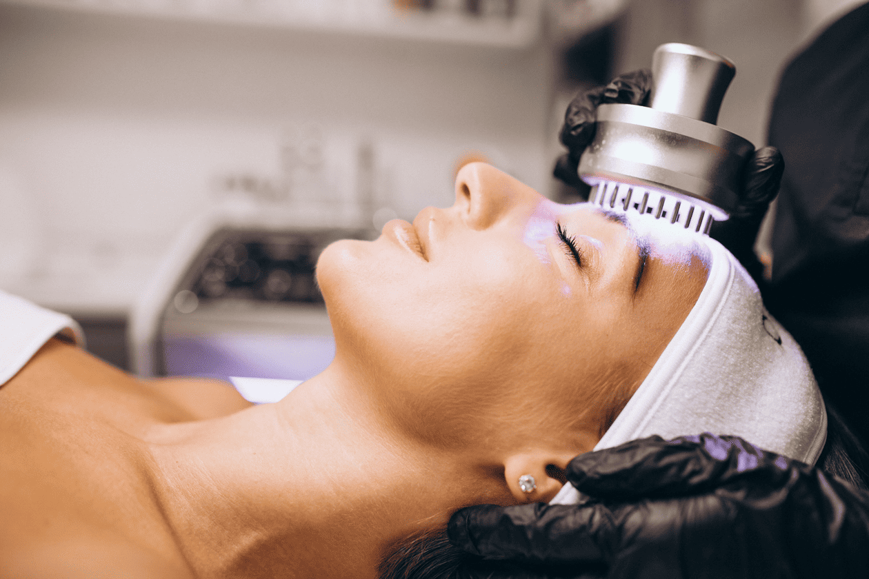 woman making beauty procedures beauty salon
