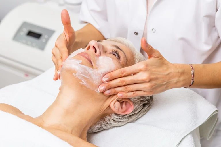 hub antiageing hero